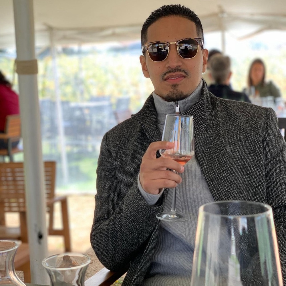 Meet your Posher, Antonio